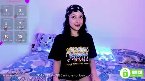 Snapshot of lunamoonroe chatting on 28, 6, 2026 Luna Monroe online show from 28, 6, 2026