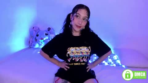 Snapshot of lunamoonroe chatting on 12, 7, 2026 Luna Monroe online show from 12, 7, 2026