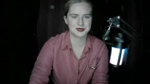 Snapshot of lunamystique_ chatting on 26, 10, 2025 lunamystique_ online show from 26, 10, 2025