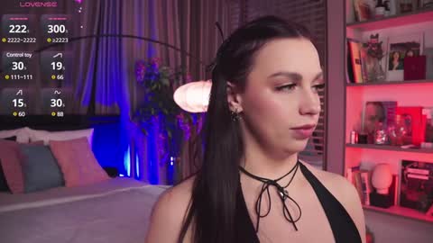 Luna  next streams Mon Fri Sat Sun 8pm-5am gmt0 online show from 18, 1, 2025