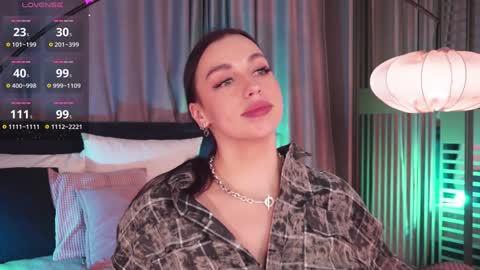 Luna  next streams Mon Fri Sat Sun 8pm-5am gmt0 online show from 26, 1, 2025