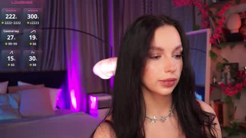 Luna  next streams Mon Fri Sat Sun 8pm-5am gmt0 online show from 19, 9, 2025