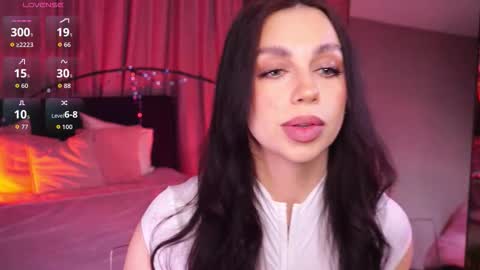 Luna  next streams Mon Fri Sat Sun 8pm-5am gmt0 online show from 11, 1, 2026