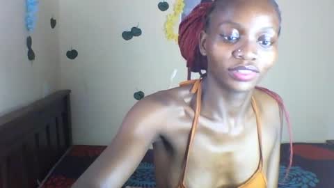 Snapshot of lunanior chatting on 16, 6, 2026 lunanior online show from 16, 6, 2026
