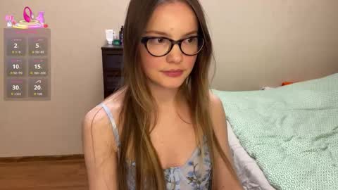 Snapshot of lunaorchid chatting on 16, 10, 2025 Ksenya online show from 16, 10, 2025
