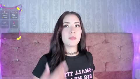Snapshot of lunar_leen chatting on 10, 9, 2025 Luna  online show from 10, 9, 2025