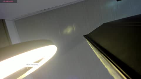 Snapshot of lunar_leen chatting on 5, 10, 2025 Luna  online show from 5, 10, 2025