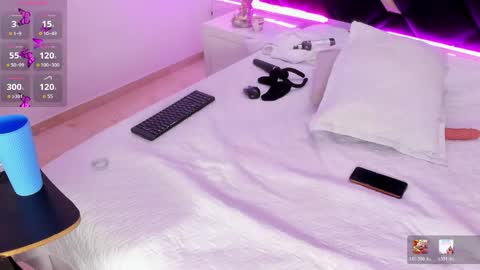 Snapshot of lunara_vall chatting on 22, 4, 2026 Lia 3 online show from 22, 4, 2026