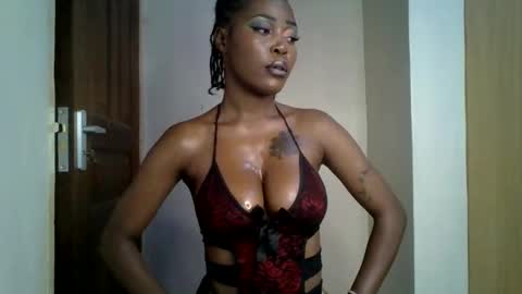 Snapshot of lunargoddess45 chatting on 3, 2, 2026 lunargoddess45 online show from 3, 2, 2026