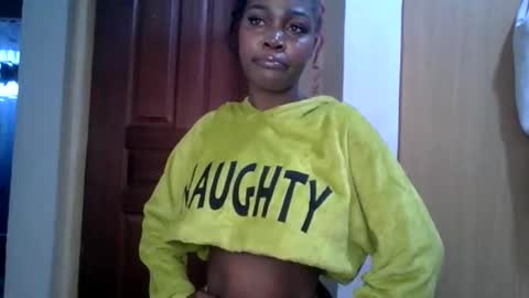 Snapshot of lunargoddess45 chatting on 8, 3, 2026 lunargoddess45 online show from 8, 3, 2026