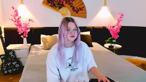 Snapshot of lunariafox chatting on 22, 3, 2026 lunariafox online show from 22, 3, 2026