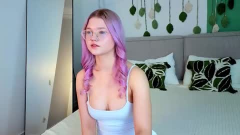 Snapshot of lunariafox chatting on 28, 3, 2026 lunariafox online show from 28, 3, 2026