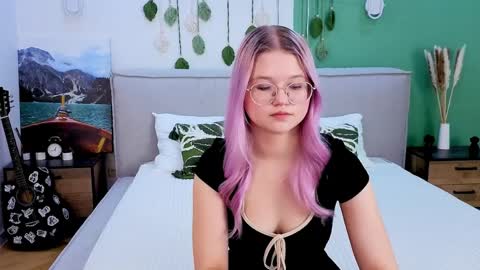 Snapshot of lunariafox chatting on 29, 3, 2026 lunariafox online show from 29, 3, 2026