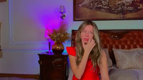 Snapshot of lunarishi chatting on 13, 11, 2025 Luna Rishi online show from 13, 11, 2025