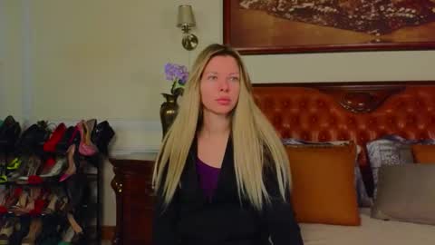 Luna Rishi online show from 23, 2, 2026