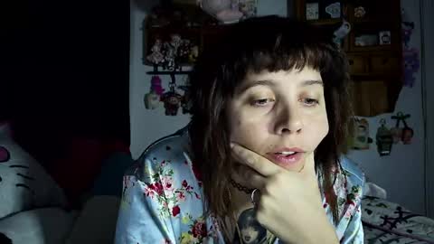 Snapshot of lunarqueen420 chatting on 2, 5, 2026 lunarqueen420 online show from 2, 5, 2026