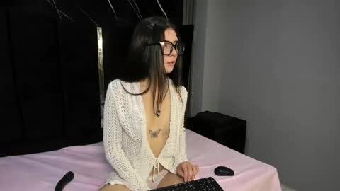 Snapshot of lunasmithyl chatting on 21, 2, 2026 LunaSmithyl online show from 21, 2, 2026