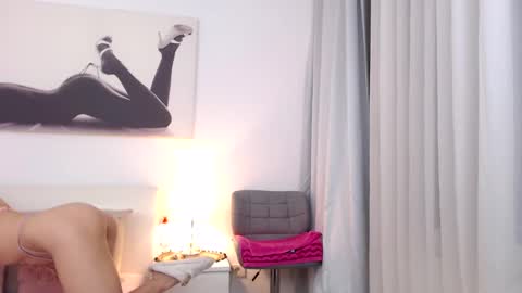 Snapshot of lunastars13 chatting on 13, 1, 2025 lunastars13 online show from 13, 1, 2025