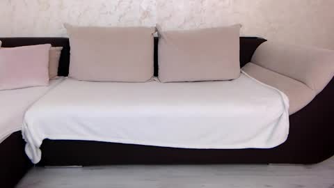 Snapshot of lunastars13 chatting on 10, 4, 2026 lunastars13 online show from 10, 4, 2026