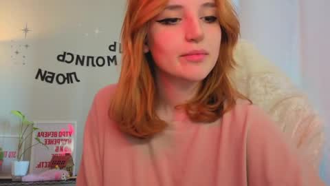 Snapshot of lunatale chatting on 11, 5, 2026 Kate online show from 11, 5, 2026