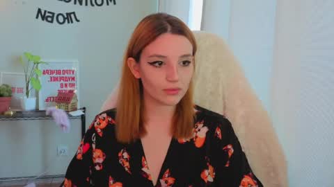 Snapshot of lunatale chatting on 21, 5, 2026 Kate online show from 21, 5, 2026