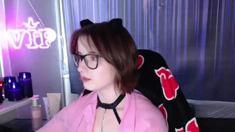 Snapshot of lunaxcherry chatting on 13, 7, 2026 LunaXcherry online show from 13, 7, 2026