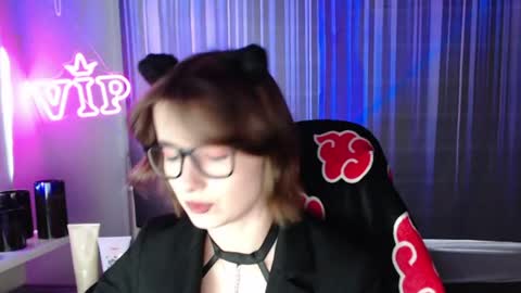 Snapshot of lunaxcherry chatting on 21, 7, 2026 LunaXcherry online show from 21, 7, 2026