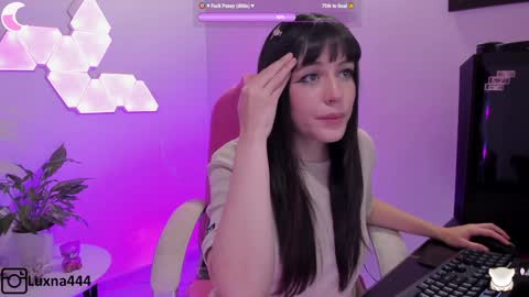   online show from 7, 2, 2025