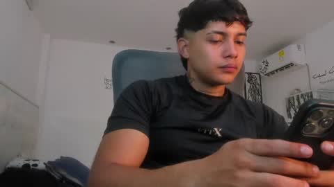 Snapshot of lunay_xtreemboy chatting on 31, 7, 2026 Lunay online show from 31, 7, 2026