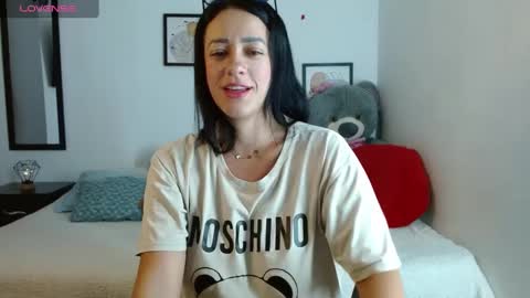 Snapshot of lunayois02 chatting on 8, 10, 2025 lunayois02 online show from 8, 10, 2025