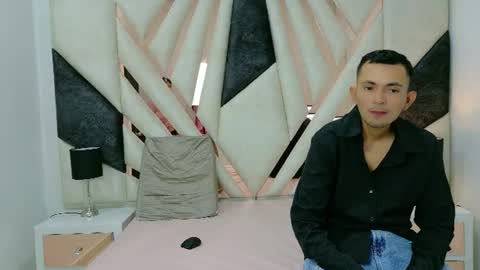 Luna y Sebastian online show from 3, 7, 2026