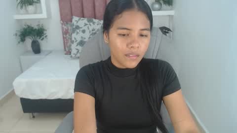 Snapshot of lunilove_ chatting on 16, 3, 2026 Luni Love online show from 16, 3, 2026