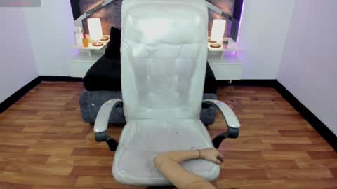  V A L E R I A   online show from 6, 2, 2025