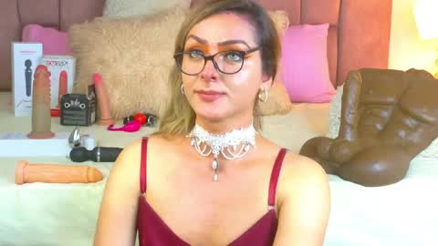 Snapshot of lunitadiva chatting on 19, 4, 2026 lunitadiva online show from 19, 4, 2026