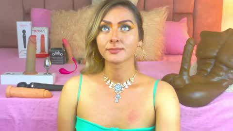 Snapshot of lunitadiva chatting on 13, 5, 2026 lunitadiva online show from 13, 5, 2026