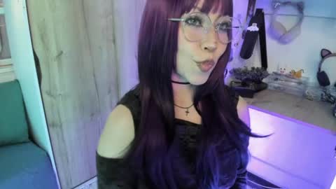 lunivyra online show from 17, 7, 2026