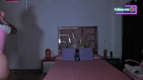 LUNA ROSE online show from 14, 4, 2026