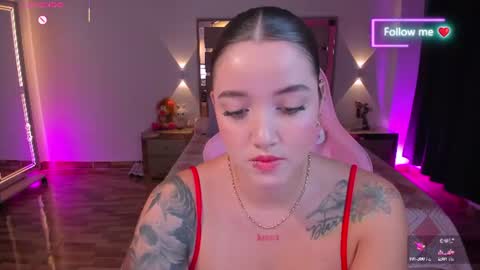 Snapshot of lunna_roosee chatting on 25, 6, 2026 LUNA ROSE online show from 25, 6, 2026