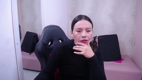 Snapshot of lunnadoll chatting on 10, 2, 2025 Katty what ever do you want on my pv is for extra tokens minimi 250 tks ty u for understand online show from 10, 2, 2025