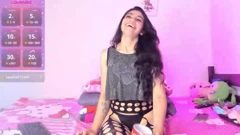 Snapshot of lunnalust chatting on 4, 12, 2025 lunnalust online show from 4, 12, 2025