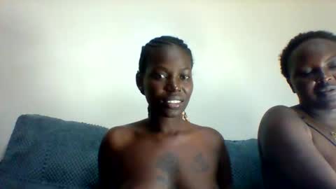Snapshot of luo_queen chatting on 18, 3, 2026 luo_queen online show from 18, 3, 2026