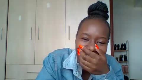 Snapshot of lushlola254 chatting on 11, 10, 2025 lushlola254 online show from 11, 10, 2025