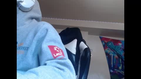 Snapshot of lust_j chatting on 15, 6, 2026 LUST online show from 15, 6, 2026