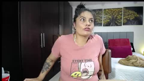 Snapshot of lust_mom chatting on 20, 3, 2026 Angela 3 online show from 20, 3, 2026