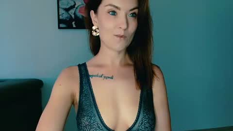 Snapshot of lustangel2 chatting on 16, 6, 2026 lustangel2 online show from 16, 6, 2026