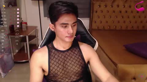 Snapshot of lustdesirex19 chatting on 4, 3, 2025 David online show from 4, 3, 2025