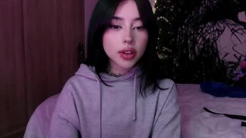 Valerie  April   online show from 19, 2, 2025