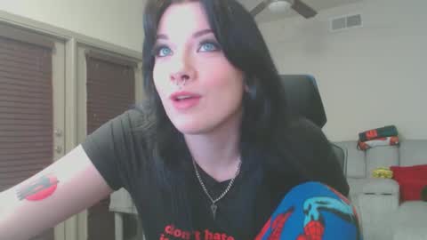 LustfulLives online show from 9, 2, 2025