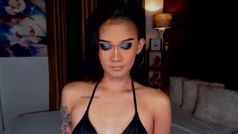 AdriannaFowks online show from 23, 1, 2025