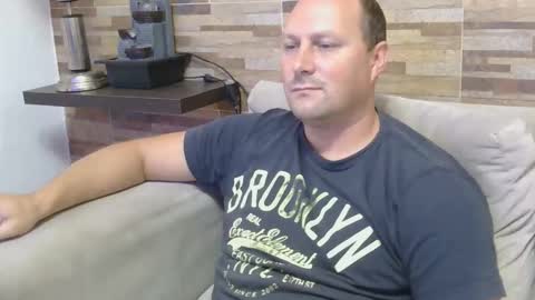 Snapshot of lustonfan chatting on 1, 4, 2026 lustonfan online show from 1, 4, 2026